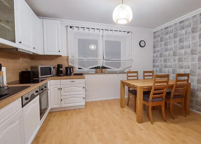 - Nahe Naturerlebnispark 瓦尔德布勒尔